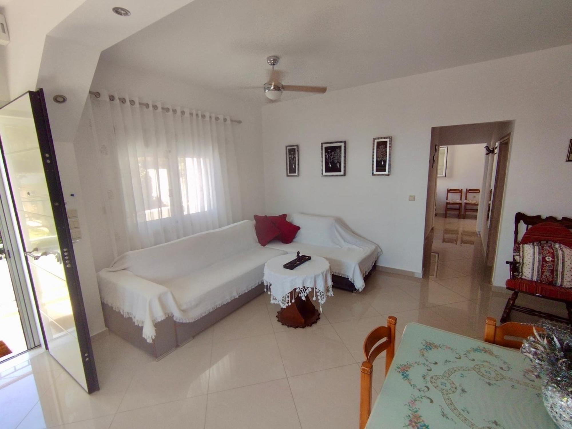 Sofia'S Seaview Villa Near Airport And Beach 阿特米达 外观 照片
